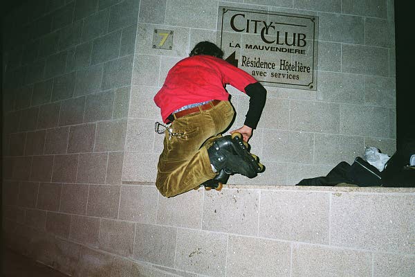 Ecrivez nous pour nous dire ce que repr�sente cette figure (moi j'ai pas trouv�, sign�: Bou�bou� le nul), en fait c'est un Alley oop Pornstar.