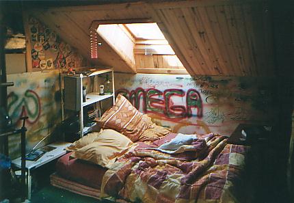 Le lit sous le velux...