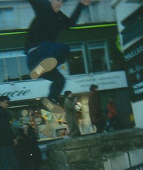 Anti qui fait de la pub pour Vans